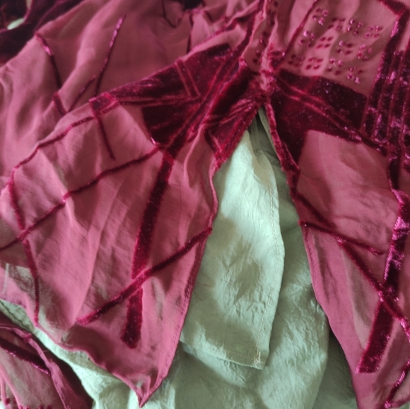 Veronika Maine contrast colour lining velvet sheer tunic - Picture 9 of 11